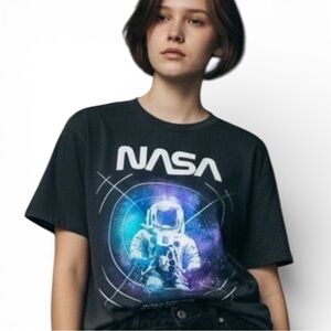 🌸3/$15🌸 NASA Astronaut Tee Space Graphic Print Crew Neck Short Sleeve Black Med